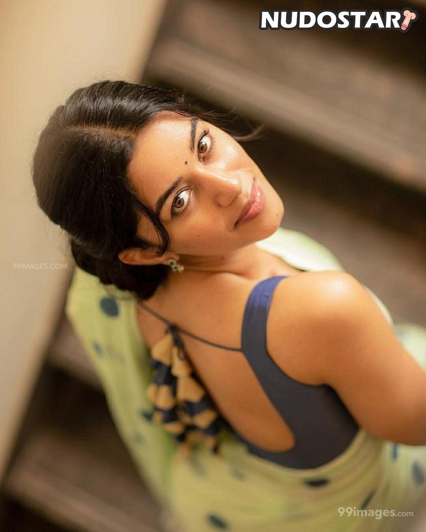 Mirnalini Ravi Leaked Photo 30