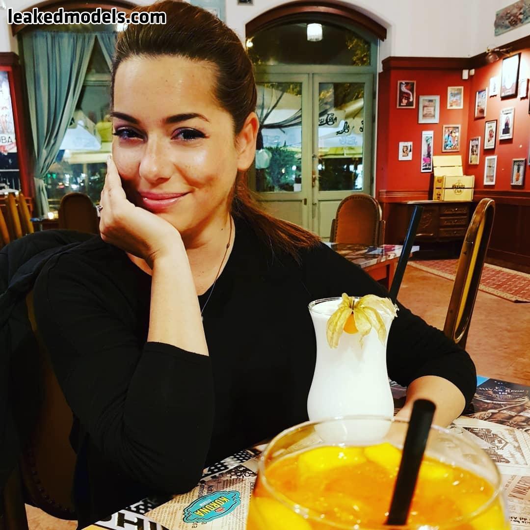 Petratimea Naked (10 Photos) – Leakedmodels