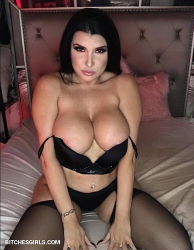 Romi_Rain – Onlyfans Leaked Naked Photos