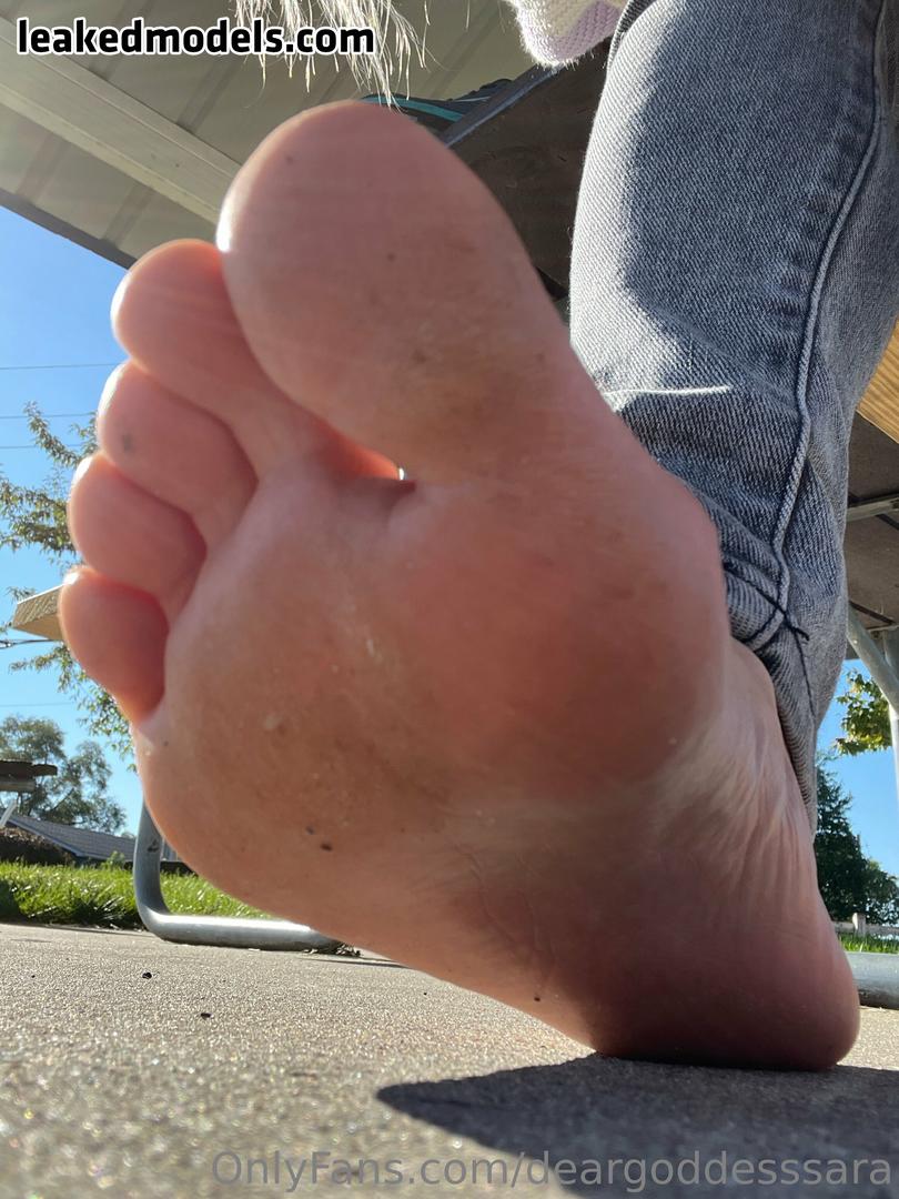 Deargoddesssara Nude 11