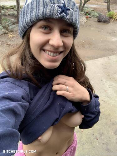 Kourtxoxo Nude – Nude Videos