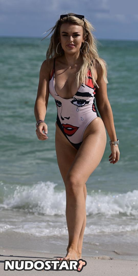 Tallia Storm Leaked Photo 26