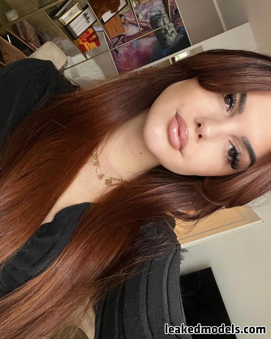Lara-Benjamina-Winter Naked (10 Photos) – Leakedmodels