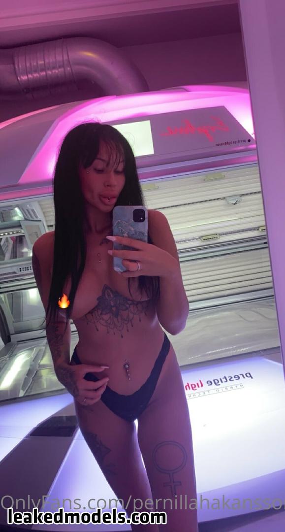 Pernillahakansson Naked 8
