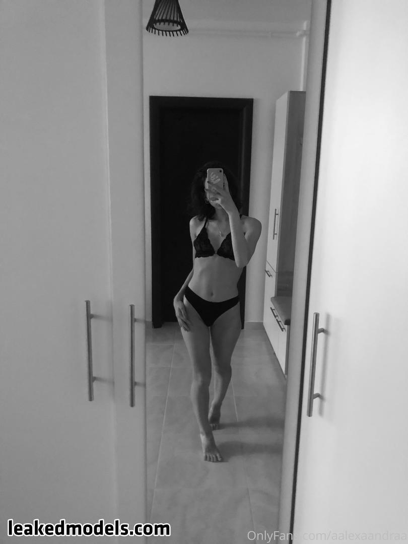 Aalexaandraa Naked (10 Photos) – Leakedmodels