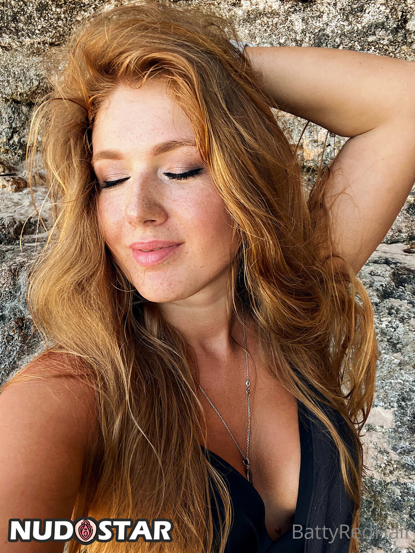 Battyredhair Leaks (59 Photos) – NudoStar