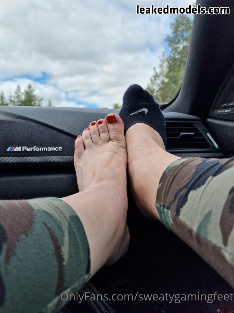 Sweatygamingfeet Naked (12 Photos) – Leakedmodels