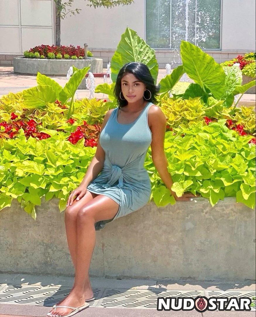 Sophia Cardinez Leaked Photo 17