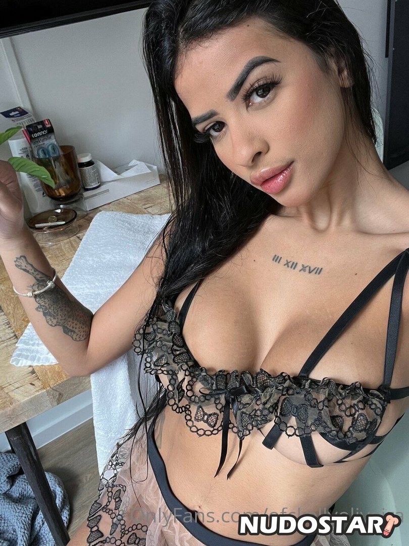 Kelly Oliveira – ofckellyoliveira OnlyFans Leaks (11 Photos) – NudoStar