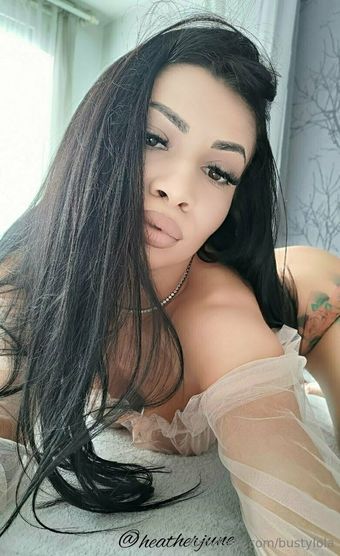 Bustylola / Bustylola.madrid Nude Leaks Onlyfans  – Leaked Models