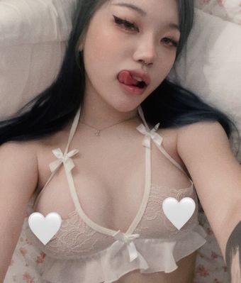 Daph Asmr / Daphnii Nude Leaks Onlyfans  – Leaked Models