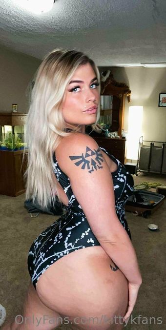Kittykfans / Kittyklovers Nude Leaks Onlyfans  – Leaked Models