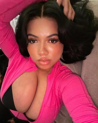 Laila / Lailathebrat Nude Leaks Onlyfans  – Leaked Models