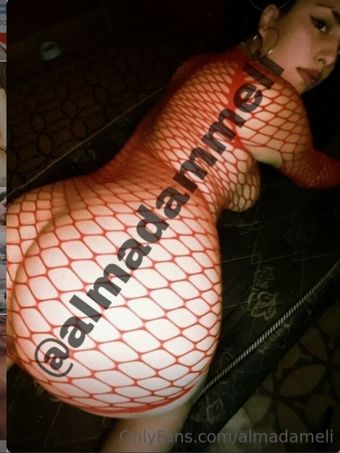Meli Almada / Almadammeli Nude Leaks Onlyfans  – Leaked Models