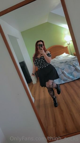 Thigh_Socks Nude Leaks Onlyfans  – Leaked Models