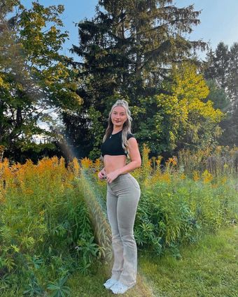 Ermira Lika / Ermiralika / U210546781 Nude Leaks Onlyfans  – Leaked Models