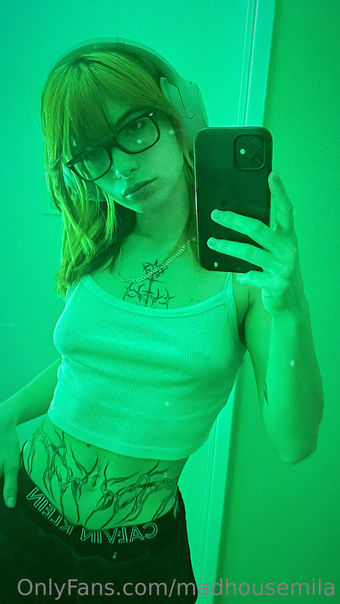 Madhousemila / Shelbyrita_Lee Nude Leaks Onlyfans  – Leaked Models