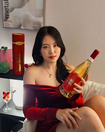 Yuggietv / Yuggie_Tv Nude Leaks Onlyfans  – Leaked Models