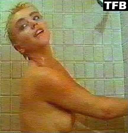 Leslie Ash Nude – The Marksman (2 Pics)