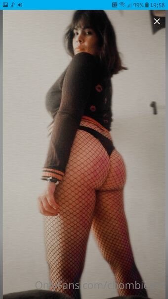 Chombiegirl Nude Leaks OnlyFans Photo 13