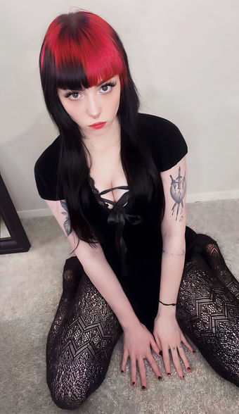 Emma Langevin / Emmalangevin / Emmalangevinxo Nude Leaks Onlyfans  – Leaked Models