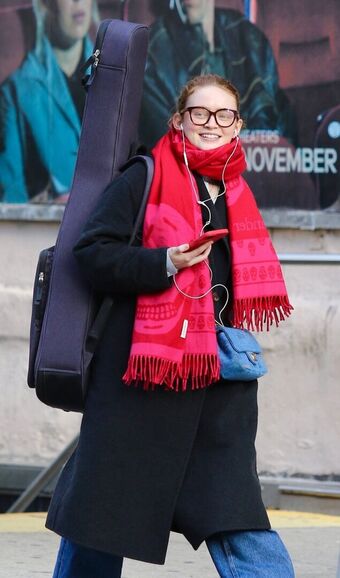 Sadie-sink Nude Leaks OnlyFans Photo 59