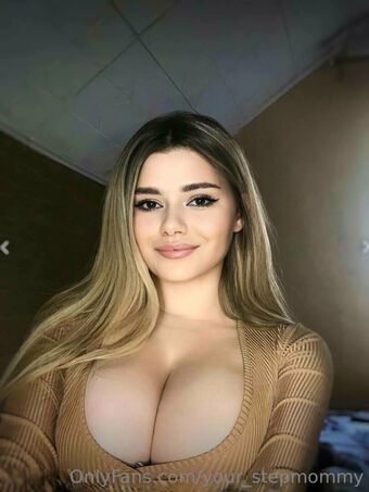 Triggered_Tits / Your_Stepmommy Nude Leaks Onlyfans  – Leaked Models