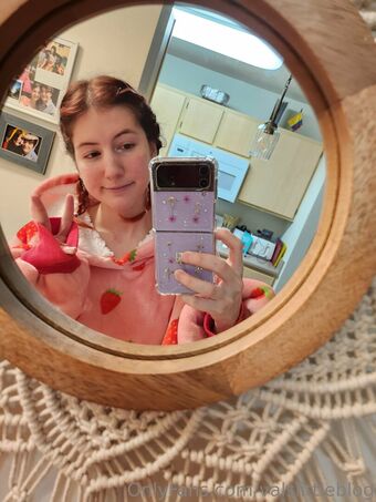 valvestia Nude Leaks OnlyFans  – Leaked Models