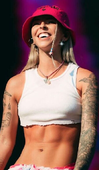 Young Miko / Itsyoungmiko / Sinacdr Nude Leaks Onlyfans  – Leaked Models