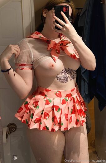 _ashleysarts_ / ashleysquirts Nude Leaks OnlyFans  – Leaked Models