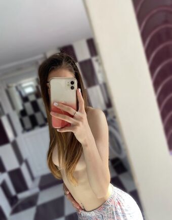 Andreea_raisa18 Nude Leaks OnlyFans Photo 16