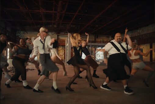 Ariana Grande Nude Leaks OnlyFans Photo 45