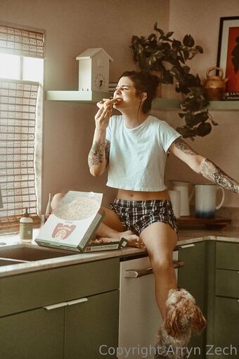 Arryn Zech Nude Leaks OnlyFans Photo 109