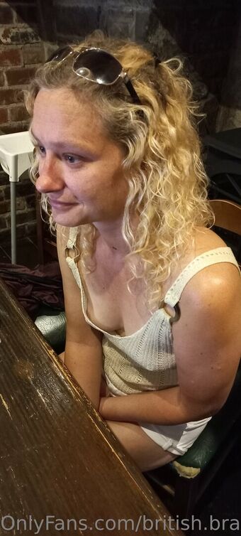 braless.forever / british.braless.hotwifex Nude Leaks OnlyFans  – Leaked Models