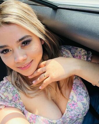 Brisnareyes26 Nude Leaks OnlyFans Photo 4