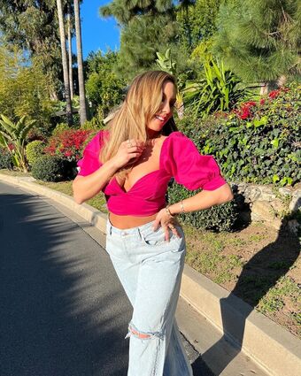 Cheryl Burke / cherylburke Nude Leaks OnlyFans  – Leaked Models