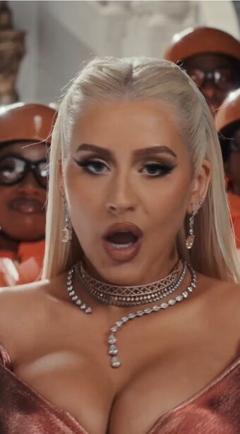 Christina Aguilera Nude Leaks OnlyFans Photo 238