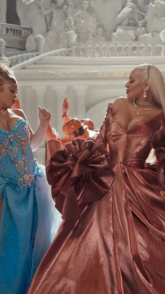 Christina Aguilera Nude Leaks OnlyFans Photo 239