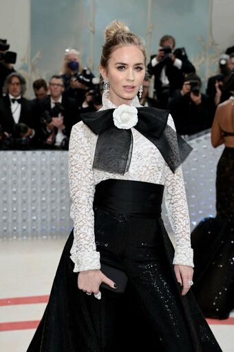 Emily Blunt Nude Leaks OnlyFans Photo 34