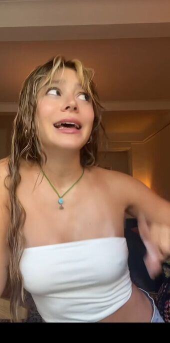 G Hannelius Nude Leaks OnlyFans Photo 2