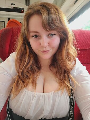 Holiwhirl Nude Leaks OnlyFans Photo 1