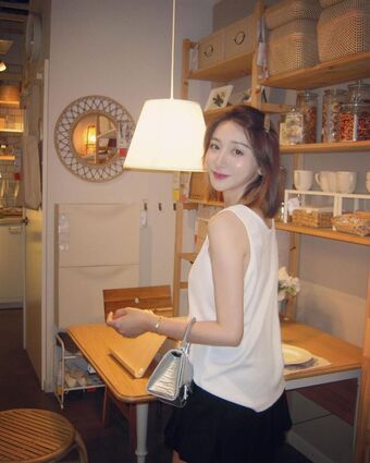 映雪Inshy Nude Leaks OnlyFans Photo 8