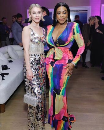 Julianne-Hough Nude Leaks OnlyFans Photo 21