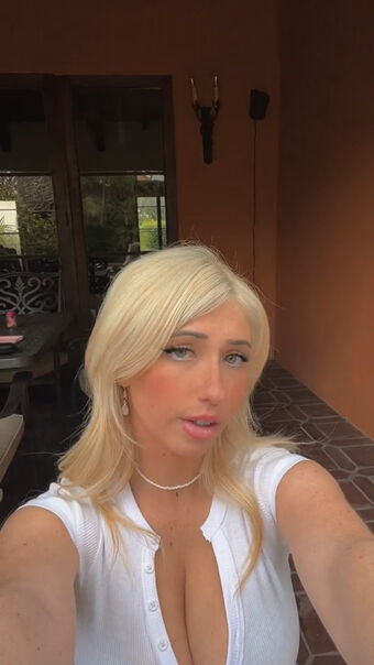 Kayla A / kayla_itsines / xoxokayla Nude Leaks OnlyFans  – Leaked Models