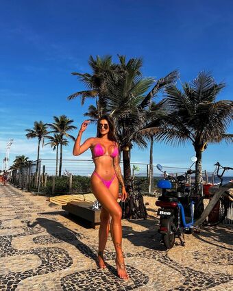 Larissa Dalpasquale / laried Nude Leaks OnlyFans  – Leaked Models