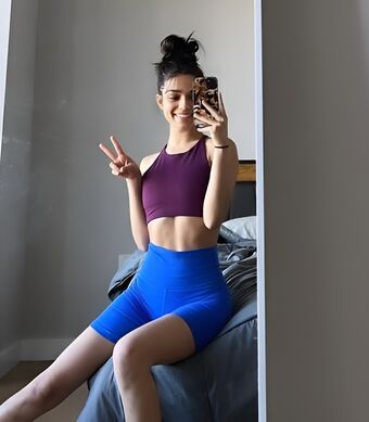 Rachel Zegler Nude Leaks OnlyFans Photo 152