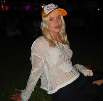 Zara Larsson / zaralarsson Nude Leaks OnlyFans  – Leaked Models