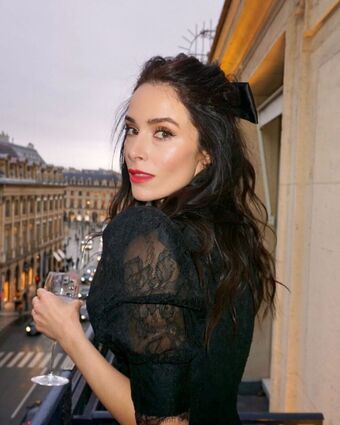 Abigail Spencer / abigailspencer / spencer420 Nude Leaks OnlyFans  – Leaked Models