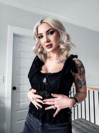 Addie Nicole Amick Nude Leaks OnlyFans Photo 53