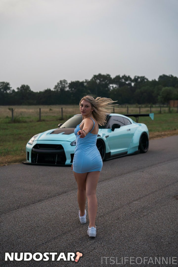 Anniesgarage OnlyFans Leaks (10 Photos) – NudoStar